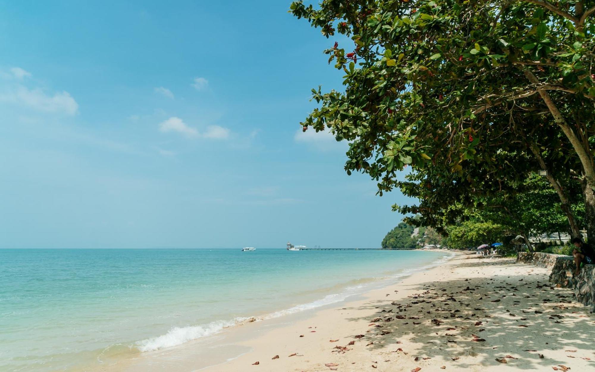Blue Bay Resort - Access To Pool And Beach-Phuket & Krabi Ko Yao Eksteriør billede Beach in Phuket