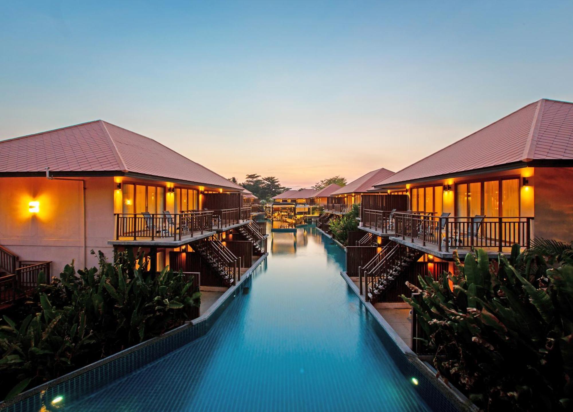Blue Bay Resort - Access To Pool And Beach-Phuket & Krabi Ko Yao Eksteriør billede The Royal Paradise Hotel and Spa